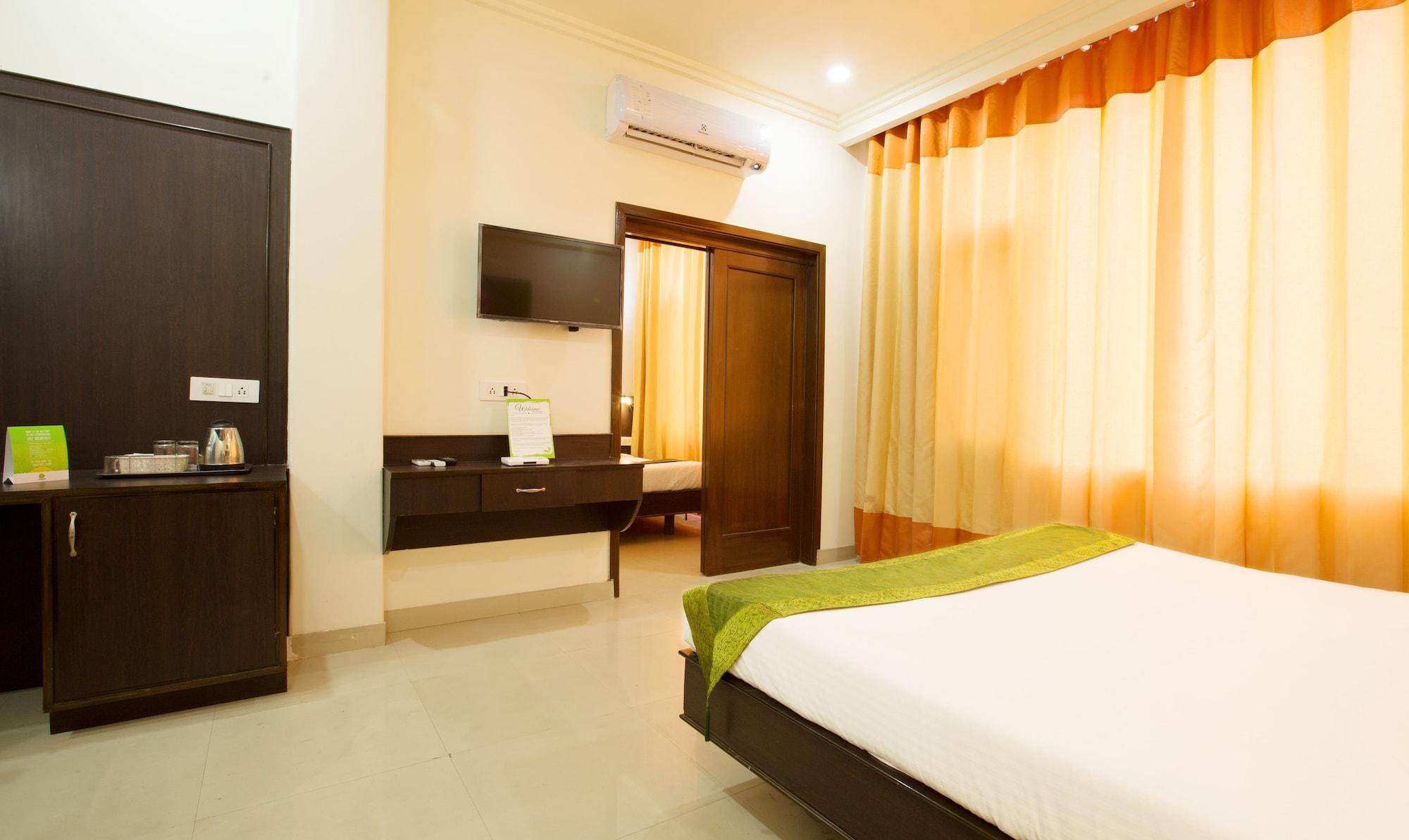 Treebo Dee Intercontinental Amritsar Hotel Eksteriør billede
