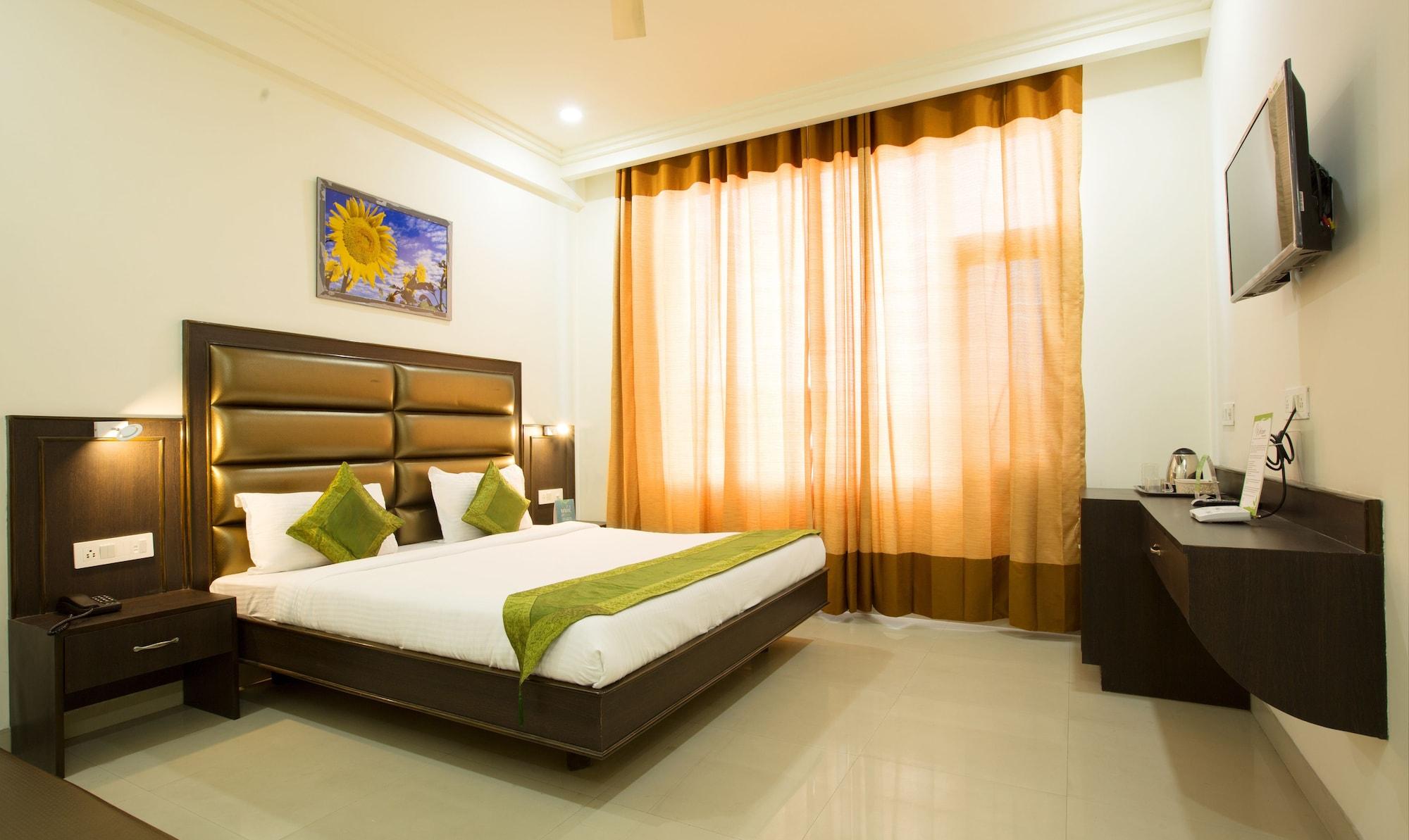 Treebo Dee Intercontinental Amritsar Hotel Eksteriør billede