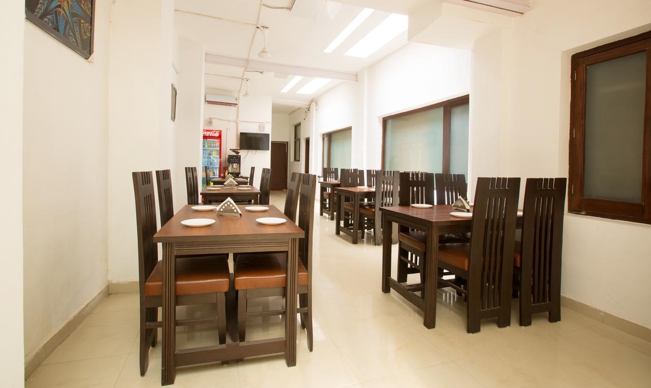 Treebo Dee Intercontinental Amritsar Hotel Eksteriør billede